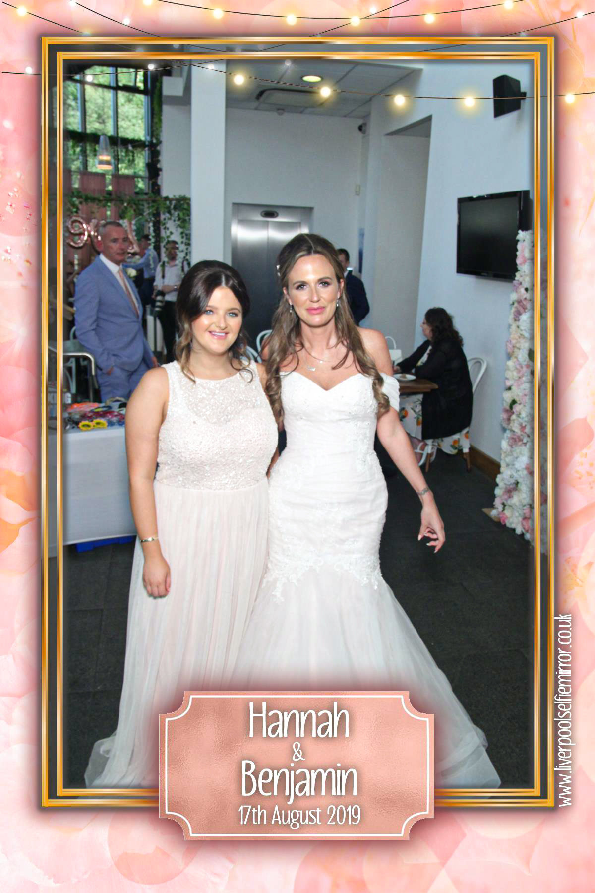Hannah & Benjamins Wedding | View more photos from the event at gallery.liverpoolselfiemirror.co.uk/u/LiverpoolSelfieMirror/Hannah-Benjamins-Wedding